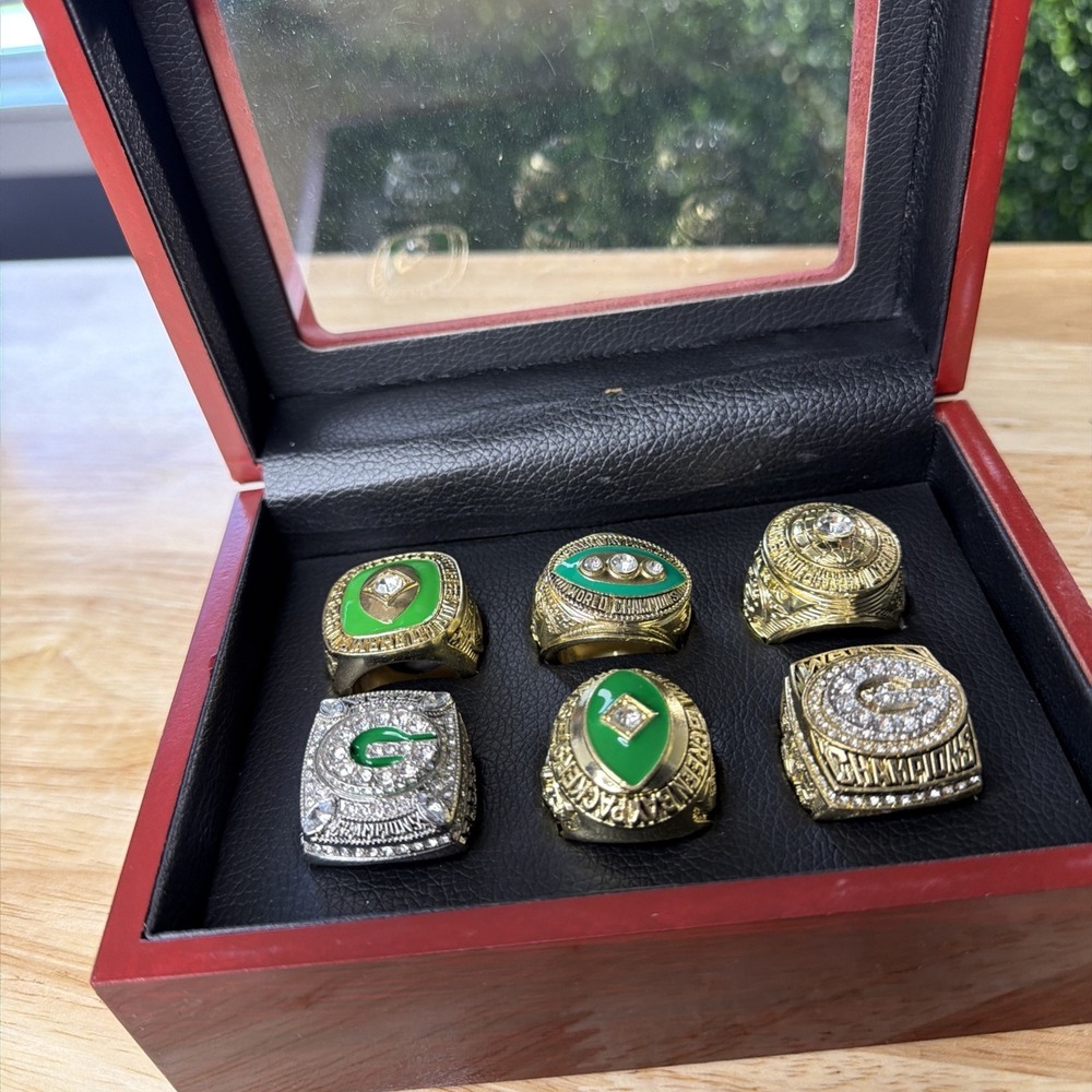 Green Bay Packers Replica 6 Championship Ring Set With Display Box. - Picture 1 of 7